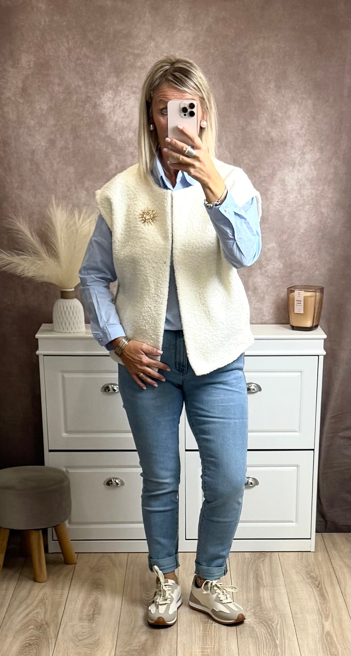 🧥 Gilet sans manches effet bouclettes – Taille unique (36 au 50)
