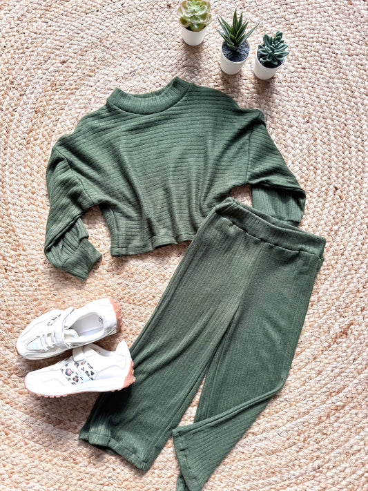 Ensemble détente pull et pantalon