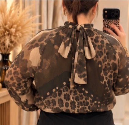 Blouse imprimée avec nœud au dos – Taille unique du 40 au 48