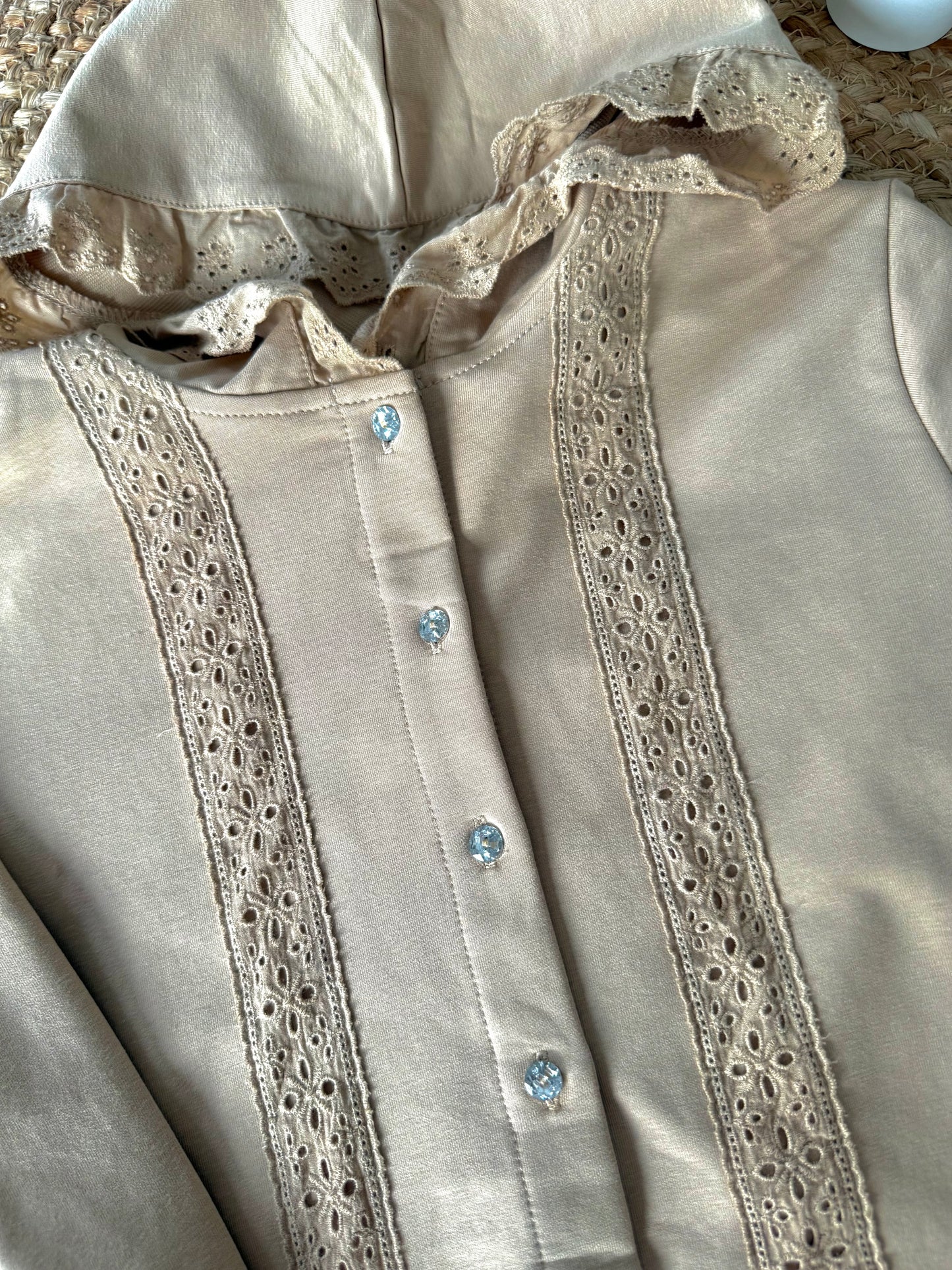 Gilet à Capuche Broderie Anglaise