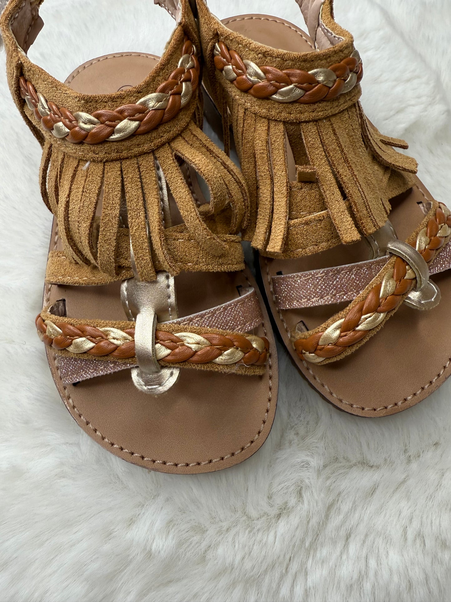 Sandalettes Fille Marron Tressées – Élégance Naturelle et Confort au Quotidien