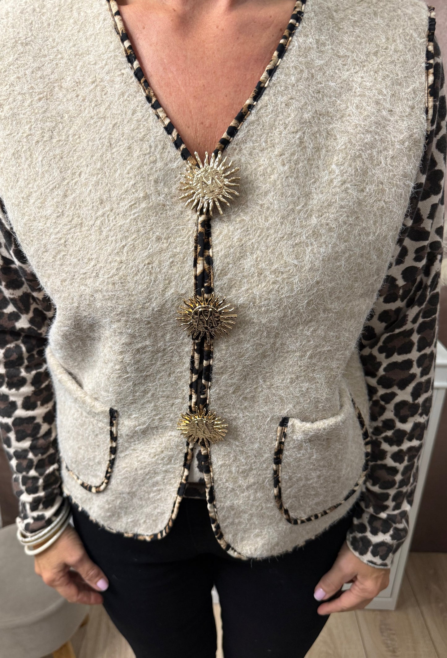 đ Gilet couleur unie avec liserĂ© en imprimĂ© lĂ©opard â Taille unique (36-42 / 42-46)