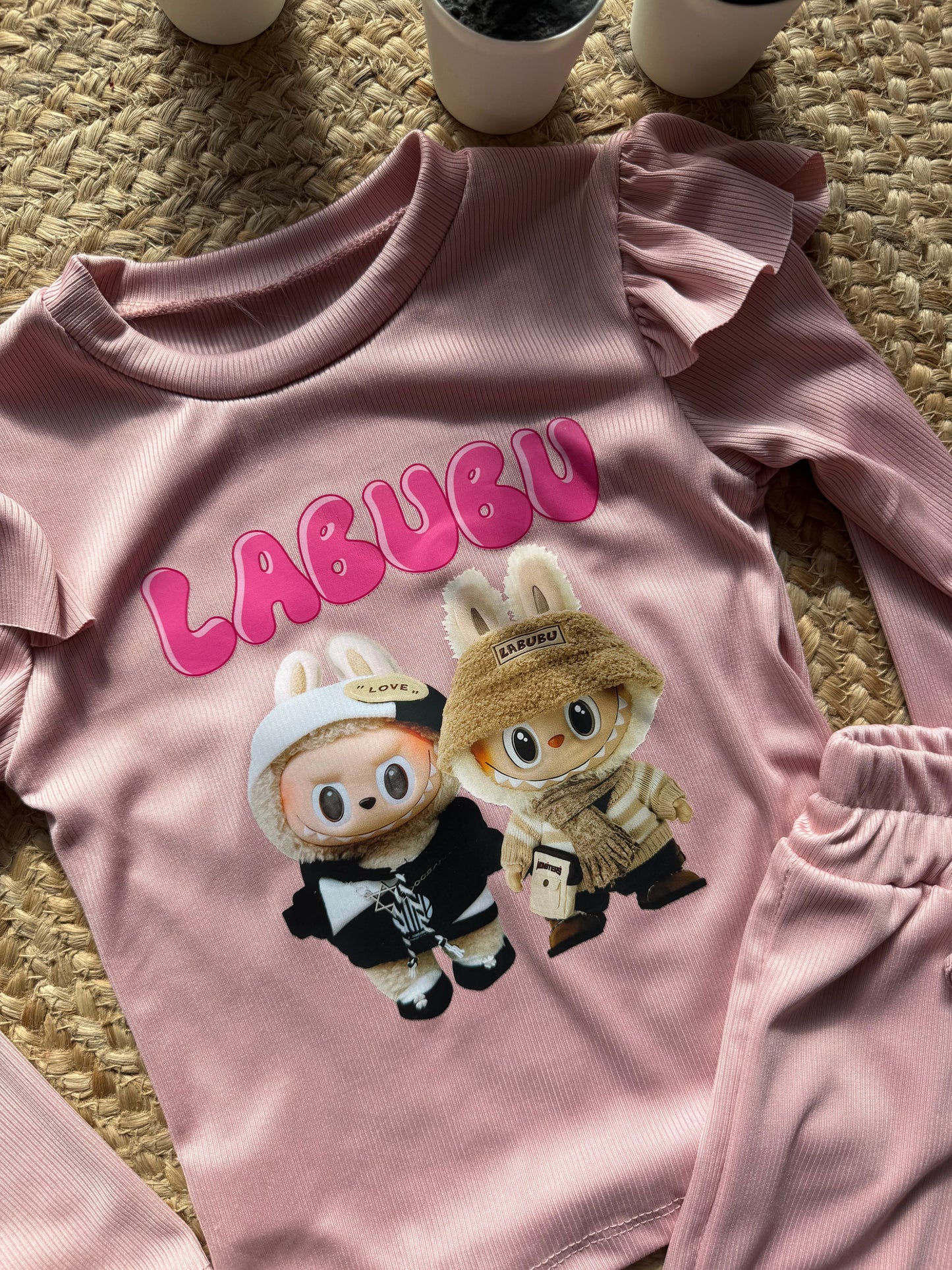 Ensemble maillot LABUBU et pantalon large