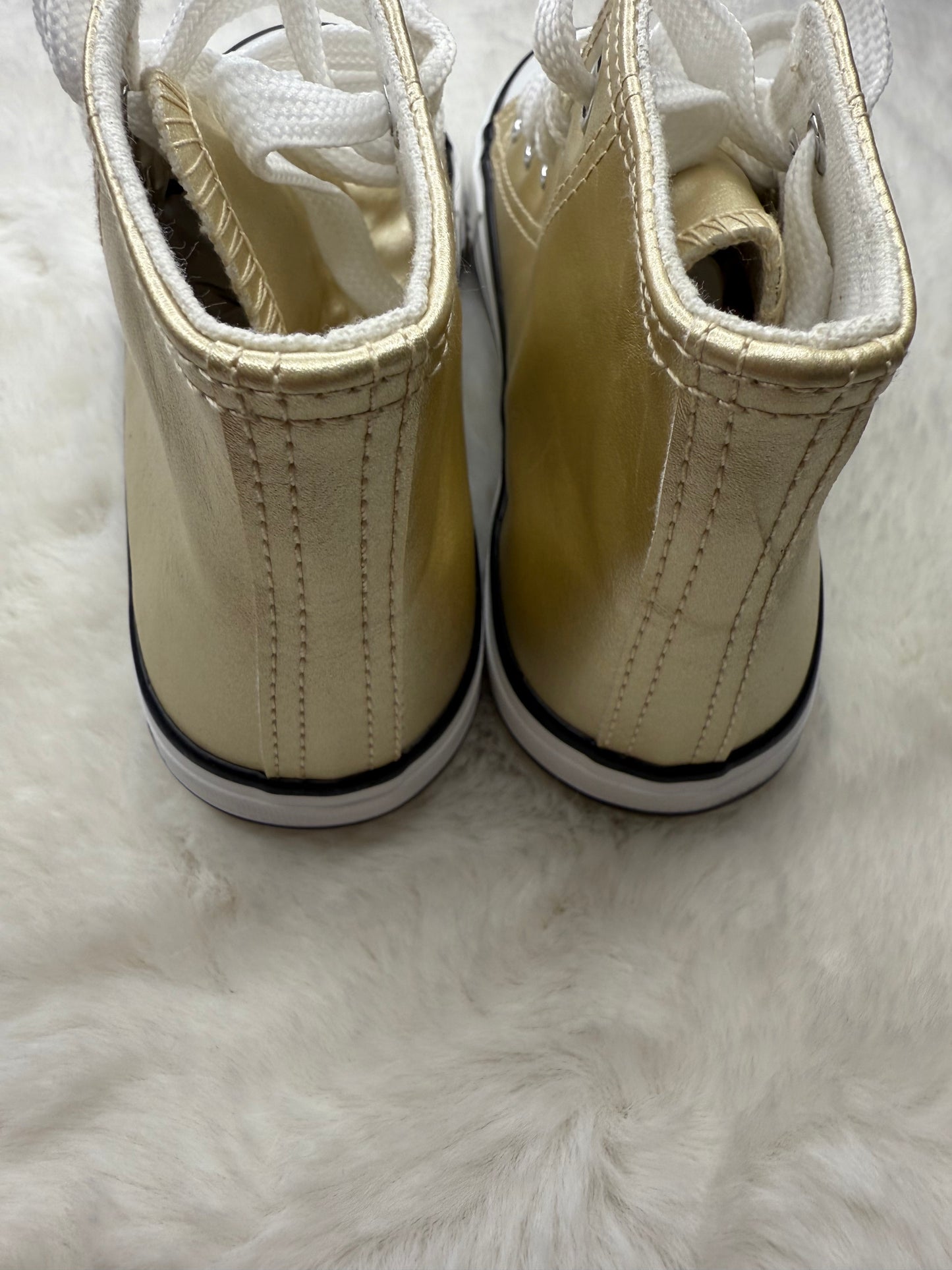 Baskets Fille Dorées à Lacets – Brille avec Style à Chaque Pas