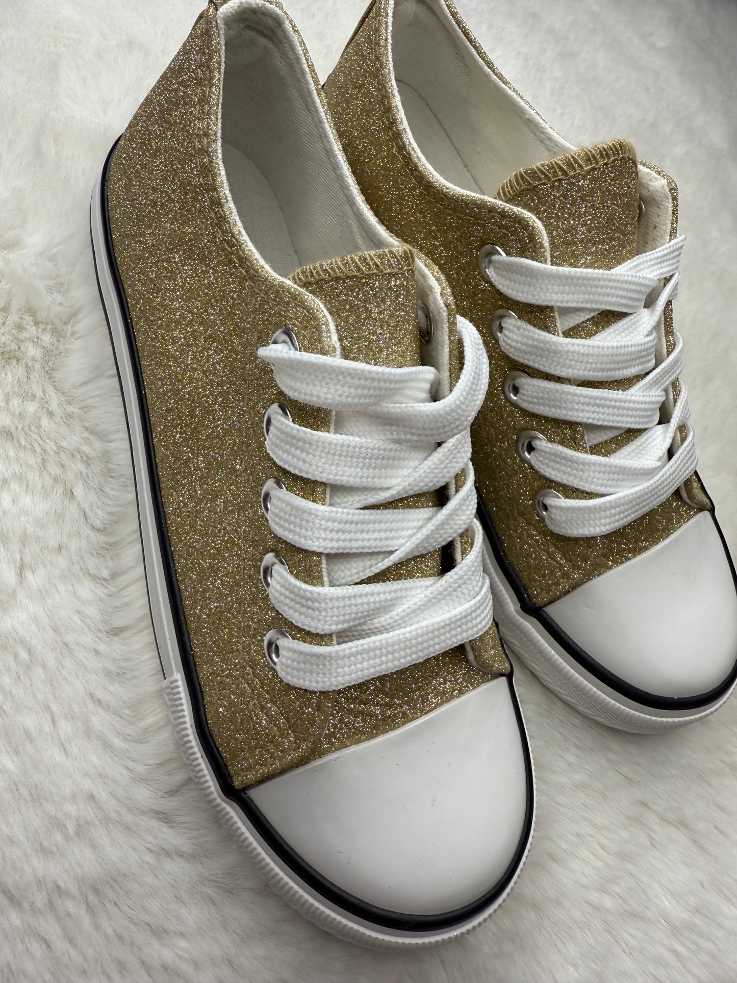 Baskets Fille Pailletées Dorées – Brillance, Style et Confort Réunis