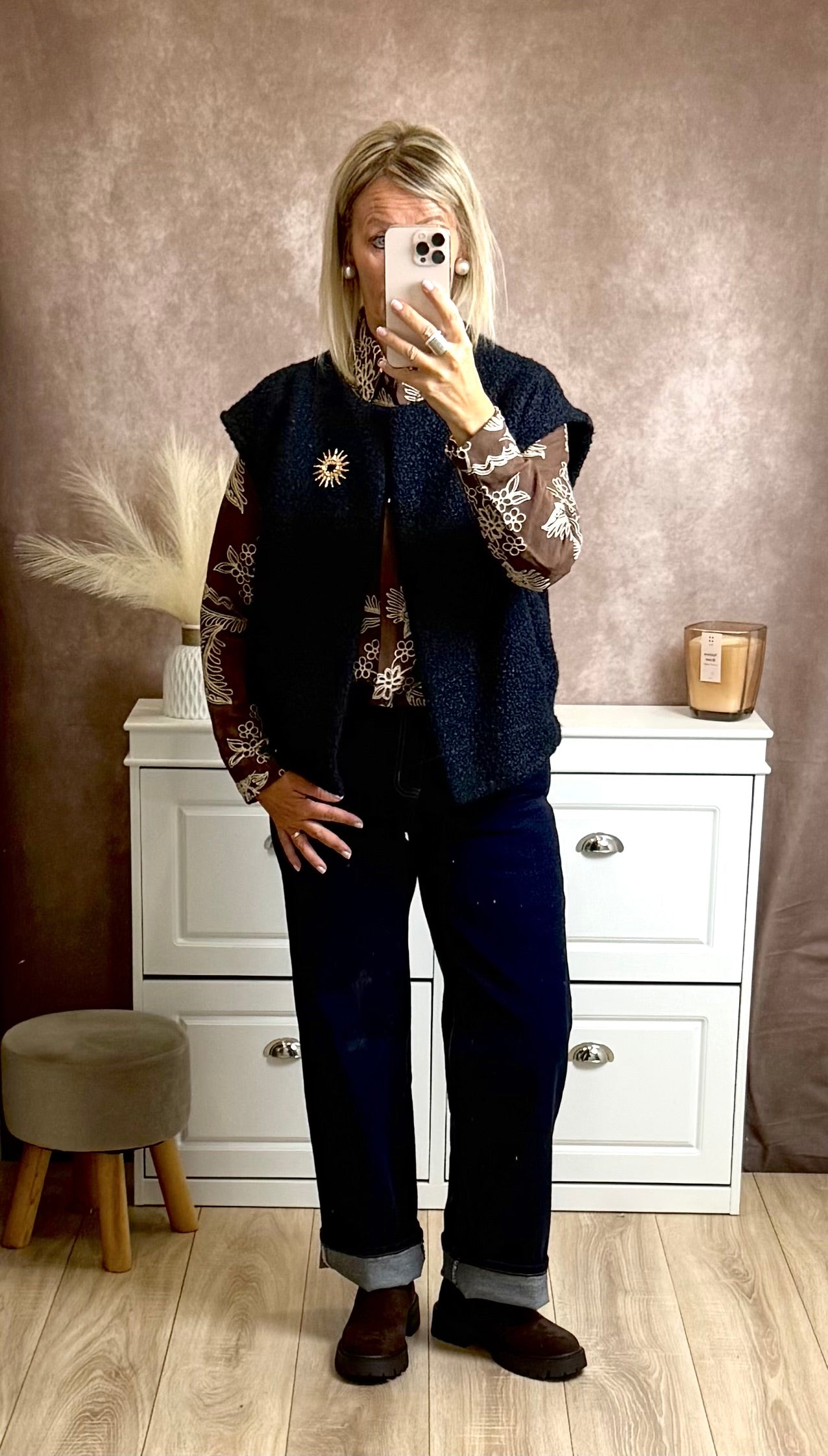 🧥 Gilet sans manches effet bouclettes – Taille unique (36 au 50)