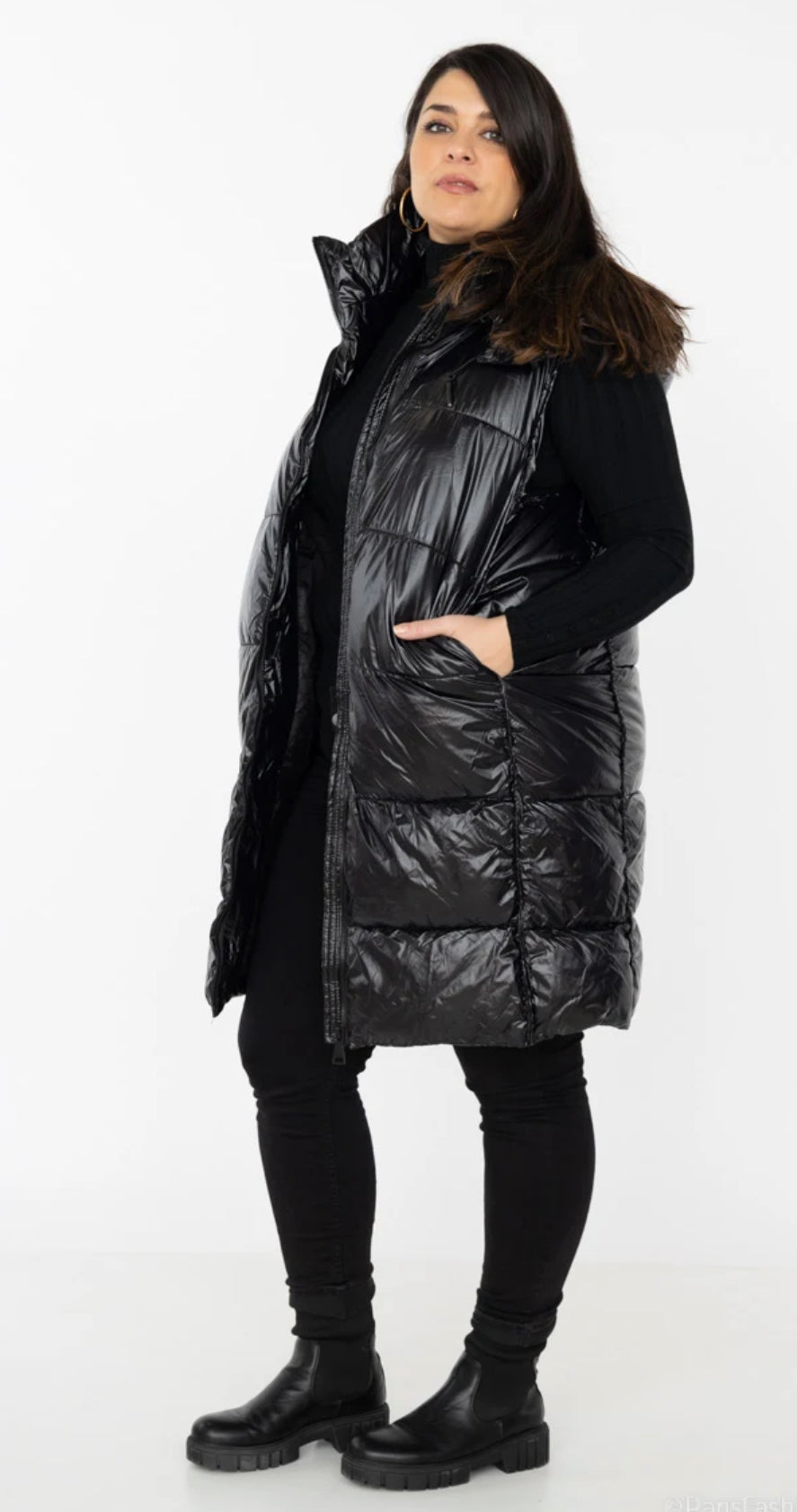 🖤 Doudoune longue sans manches noire brillante avec capuche – 100 % polyester