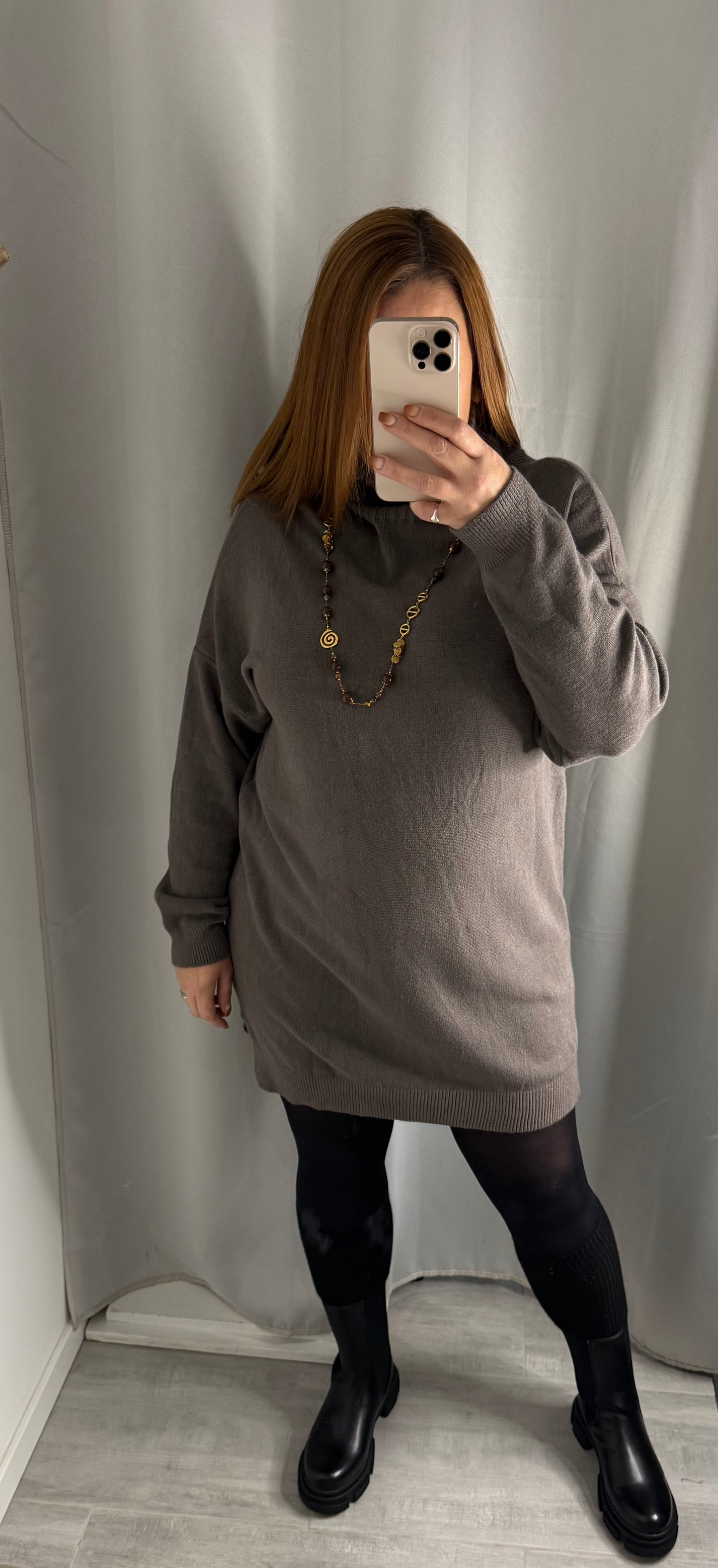 Robe pull col roulé – Taille unique du 44 au 52