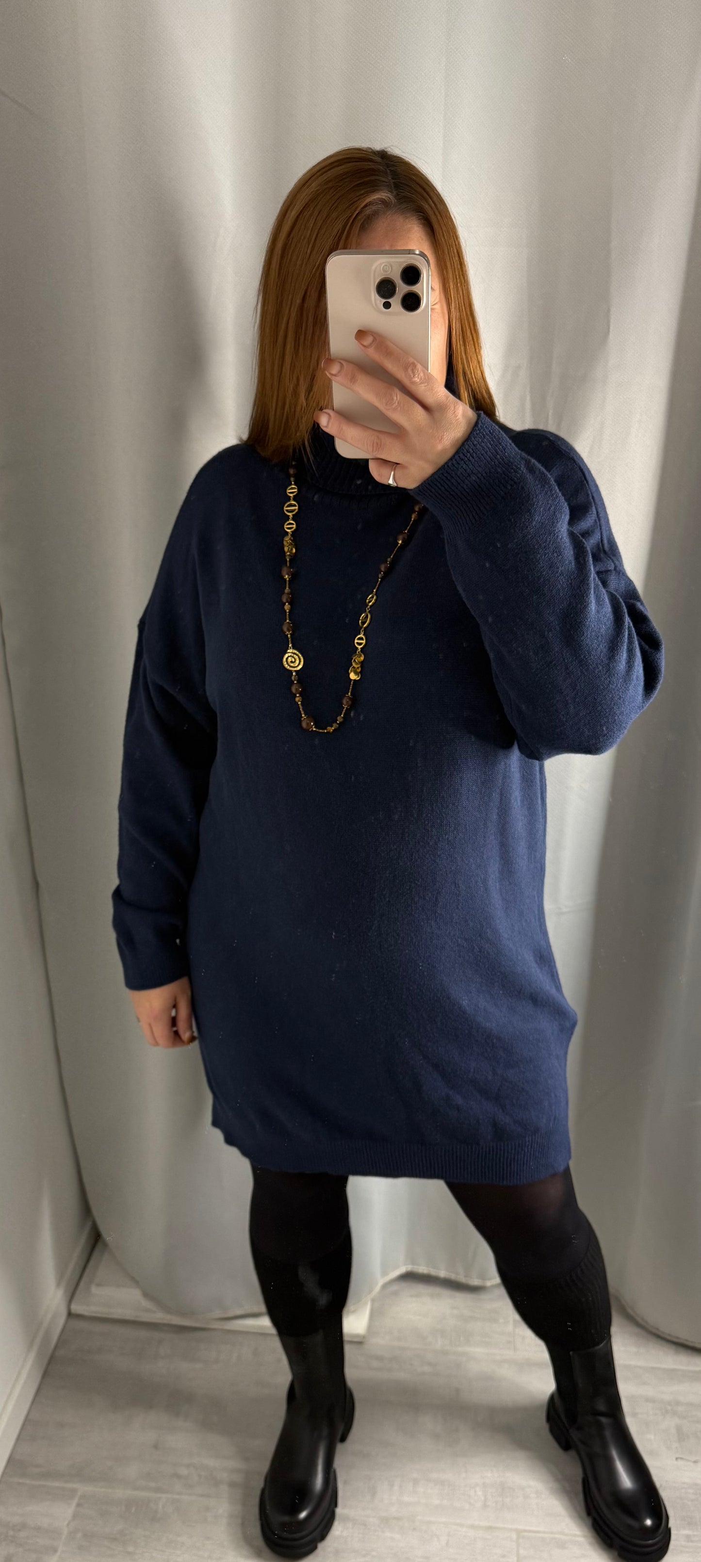 Robe pull col roulé – Taille unique du 44 au 52