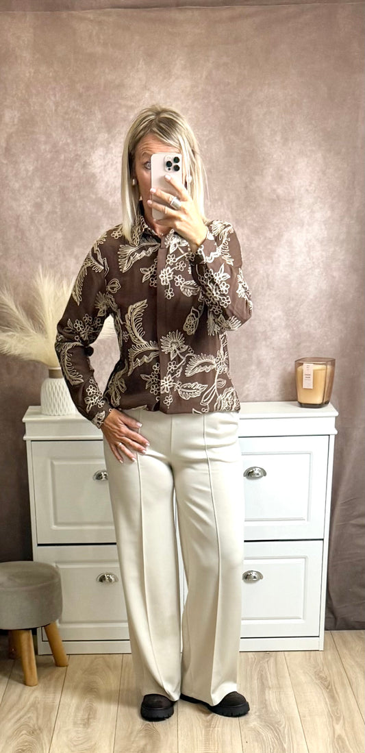 Chemise chocolat avec dessin beige