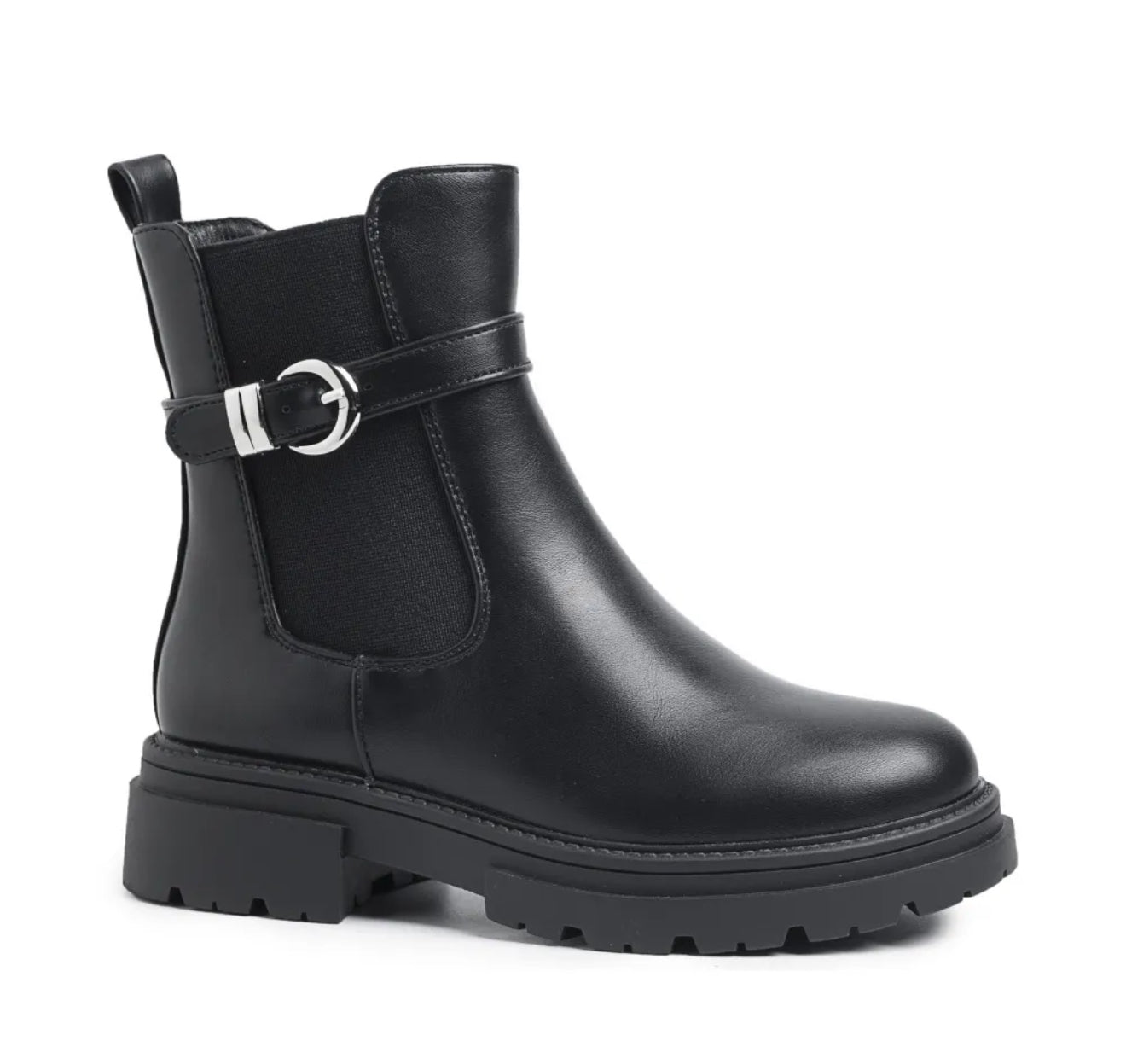 Bottines noires avec jolie boucle