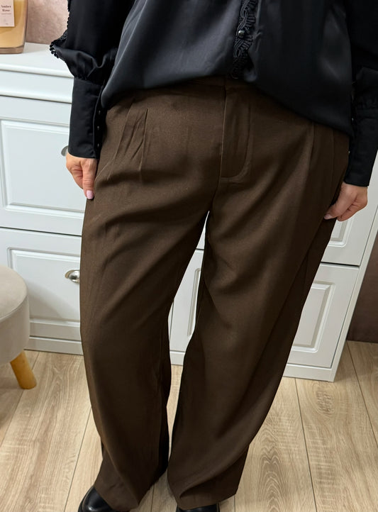 🤎 Pantalon marron femme – Habillé et élégant