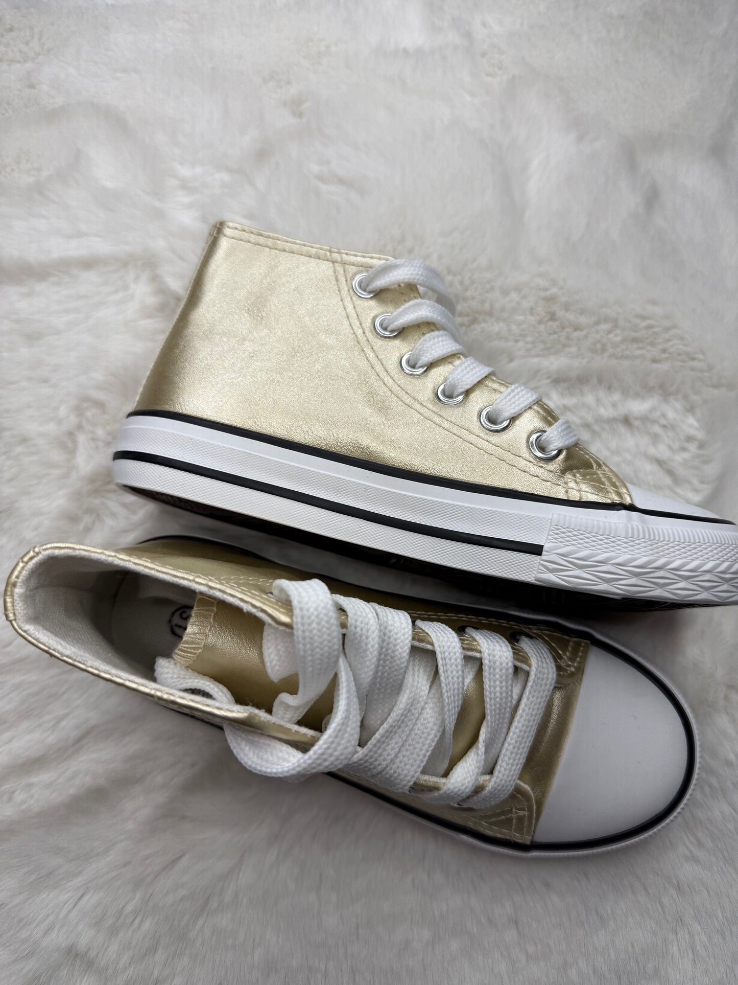 Baskets Fille Dorées à Lacets – Brille avec Style à Chaque Pas